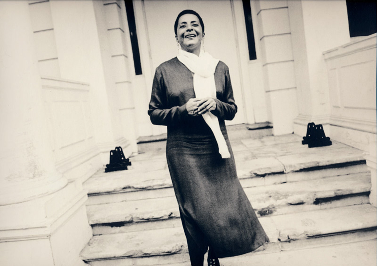 Susana Bacha. West Kensington, London.